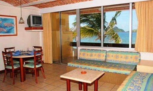 фото отеля Las Flores Beach Resort Mazatlan