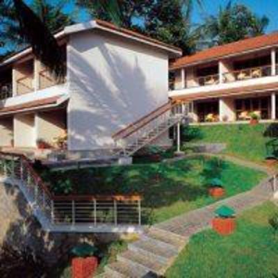 фото отеля Muthoot Cardamom County Resort Kumily