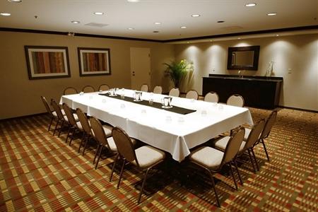 фото отеля Best Western Premier Nicollet Inn