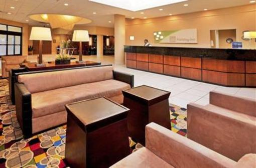фото отеля Holiday Inn Select University Parkway Winston Salem