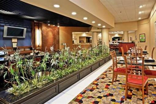 фото отеля Holiday Inn Select University Parkway Winston Salem
