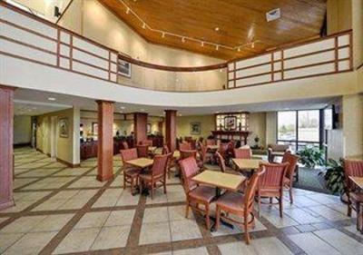 фото отеля Jameson Inn of Louisville East