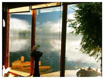 фото отеля Sakinaw Lake Lodge