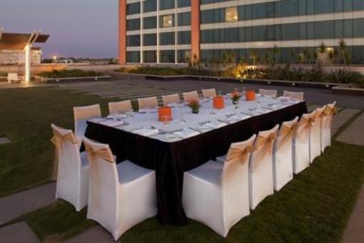 фото отеля Crowne Plaza Bengaluru Electronics City