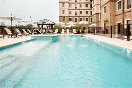 фото отеля Staybridge Suites Stone Oak