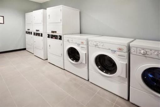 фото отеля Staybridge Suites Stone Oak