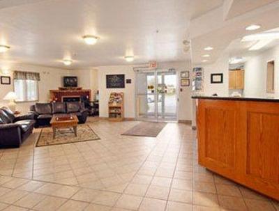 фото отеля Super 8 Fort Frances