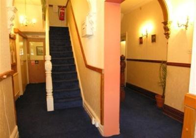 фото отеля Sunnydene Hotel