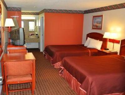 фото отеля Howard Johnson Inn Tallahassee Midway