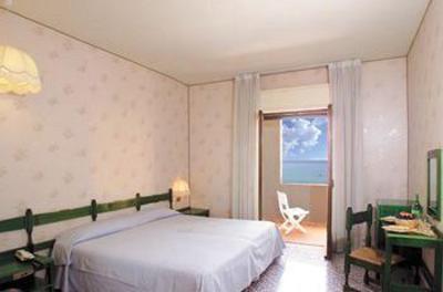фото отеля Saracen Sands Hotel