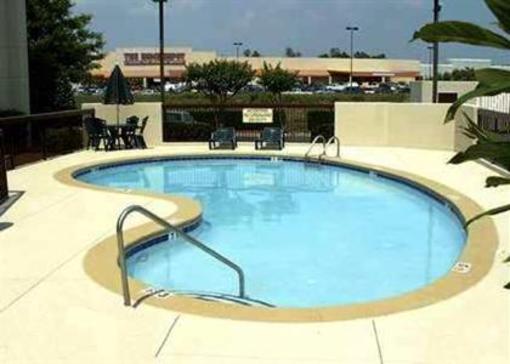 фото отеля Hampton Inn Conyers