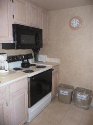 фото отеля Watson's Regency Suites