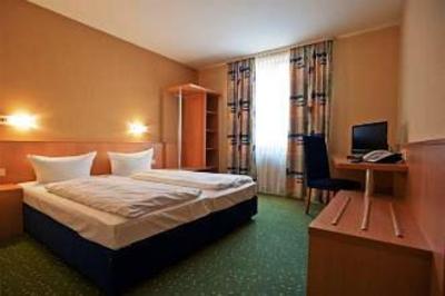 фото отеля SensConvent Hotel Michendorf