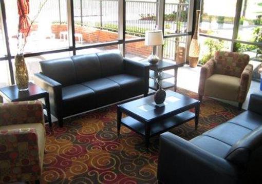 фото отеля Quality Inn & Suites Airport