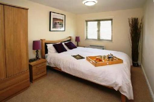 фото отеля Alderman Apartments Cotham Lawn Bristol