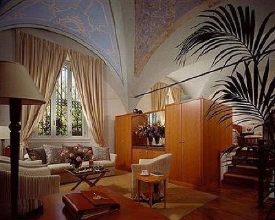 фото отеля Four Seasons Hotel Milano