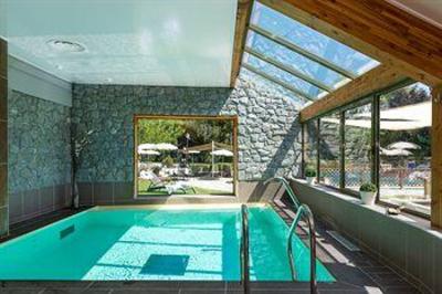 фото отеля Les Bartavelles Hotel Embrun