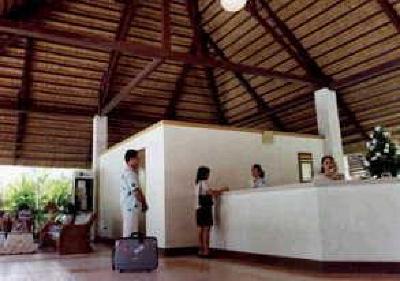 фото отеля Tambuli Beach Club West Hotel