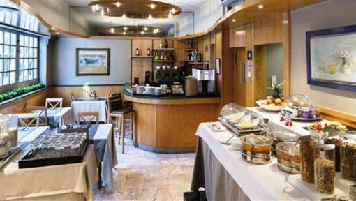 фото отеля Hotel Catalonia Castellnou