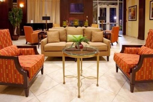 фото отеля Holiday Inn Statesboro South