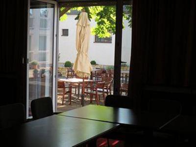 фото отеля Hotel Zur Post Illmitz