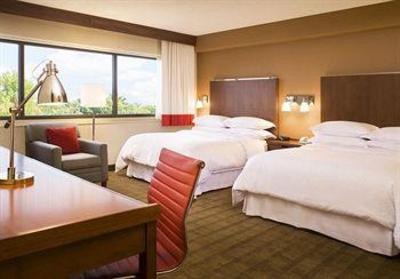 фото отеля The Four Points by Sheraton Norwood Hotel & Conference Center