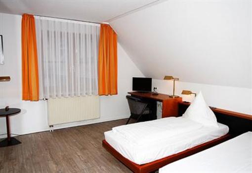 фото отеля Hotel Lamm Gartringen