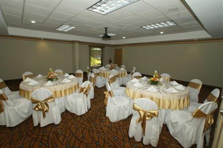 фото отеля Hampton Inn & Suites by Hilton San Jose Airport