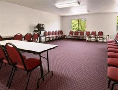 фото отеля Super 8 Motel Bremerton