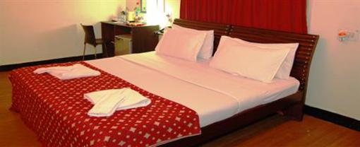 фото отеля Nakshatra - Chrompet Hotel