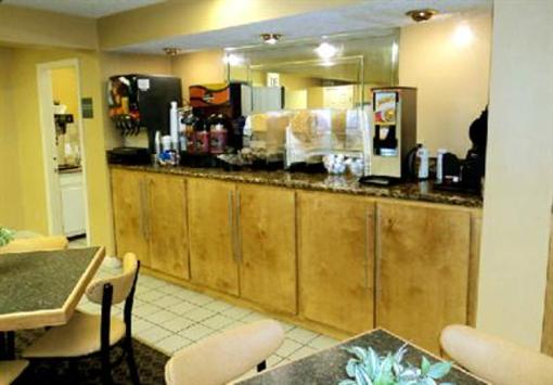фото отеля Quality Inn Corinth