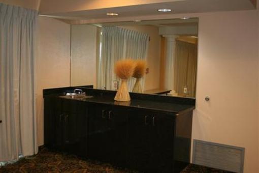 фото отеля Best Western Inn & Suites New Braunfels
