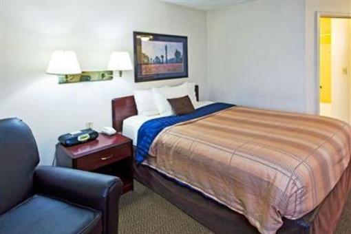фото отеля Candlewood Suites Detroit Southfield