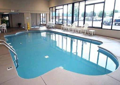 фото отеля Quality Inn & Suites at Dollywood Lane