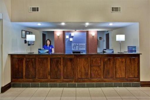 фото отеля Holiday Inn Express Milledgeville