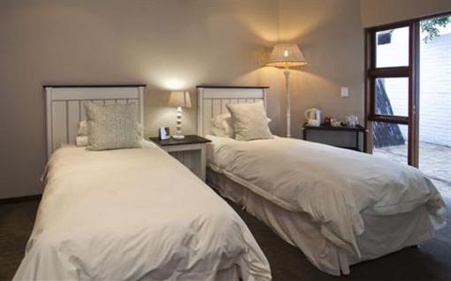 фото отеля Hyde Park Villas
