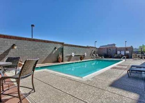 фото отеля Hampton Inn & Suites Scottsdale Riverwalk