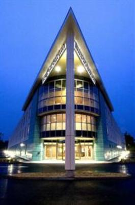 фото отеля Hilton Garden Inn North Luton