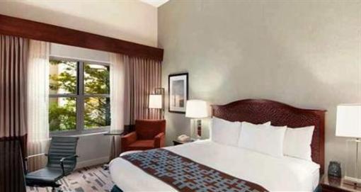 фото отеля Hilton San Antonio Hill Country Hotel & Spa