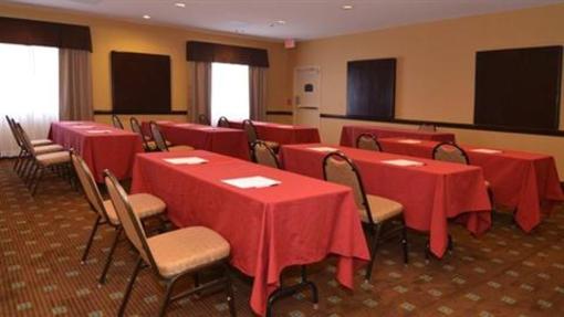 фото отеля Holiday Inn Express San Antonio Airport North