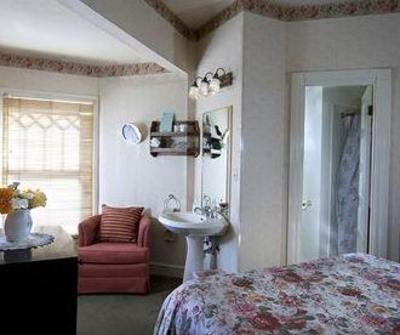 фото отеля Cheshire Cat Inn