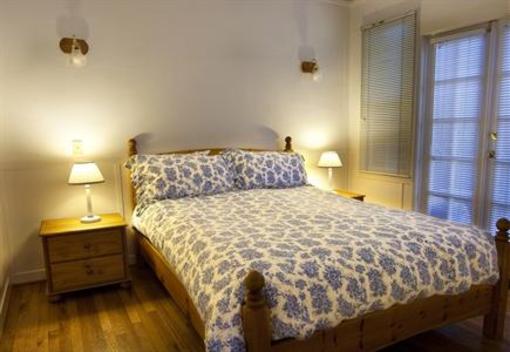 фото отеля Cheshire Cat Inn