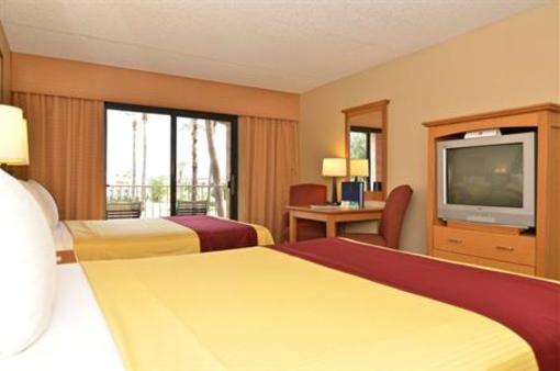 фото отеля Best Western Palm Desert Resort