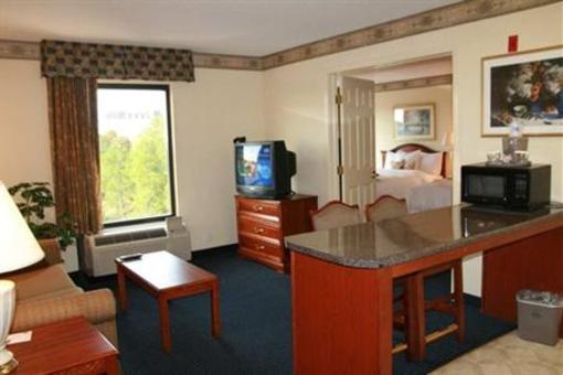фото отеля Hampton Inn and Suites Atlanta - Galleria