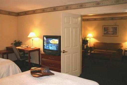фото отеля Hampton Inn and Suites Atlanta - Galleria