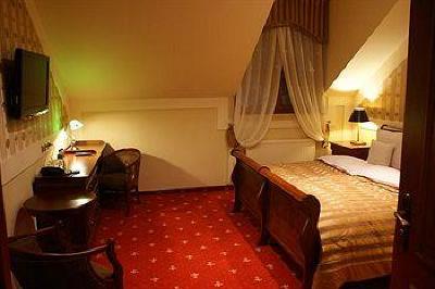 фото отеля Arsenal Palace Hotel