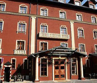 фото отеля Arsenal Palace Hotel