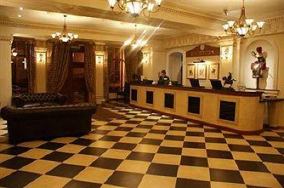 фото отеля Arsenal Palace Hotel