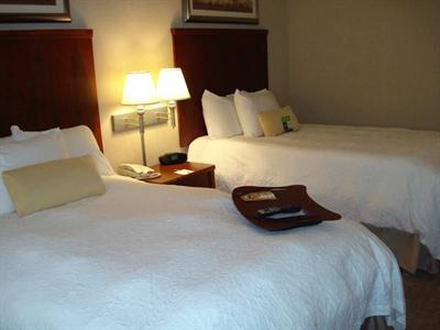 фото отеля Hampton Inn Lewisburg