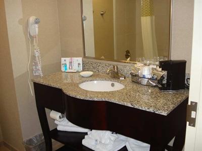 фото отеля Hampton Inn Lewisburg